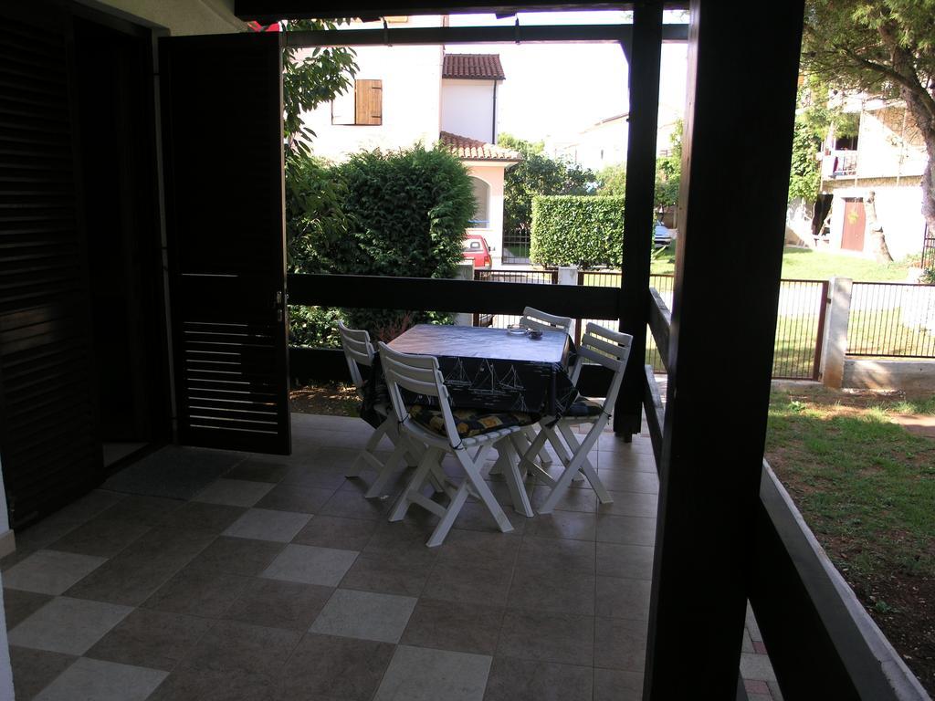 Apartments Mia Mo Premantura Kamer foto